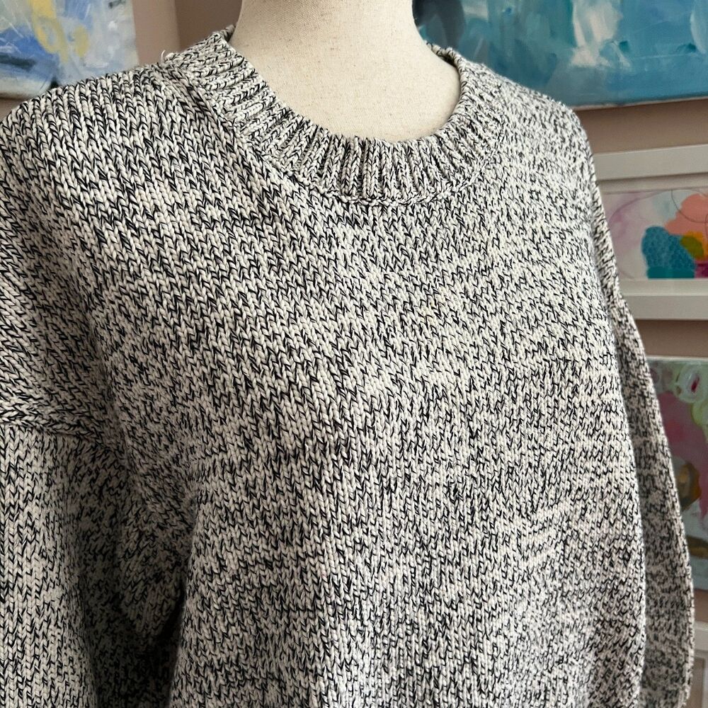 Gap Marled Knit Sweater White Black Minmalist Pullover Womens M Classic Neutral - Picture 2 of 7